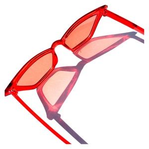 NWOT Græscale Red Skinny Sunglasses